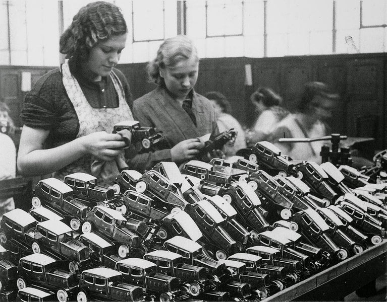 Are Women Mechanical?  (1 Min Read)